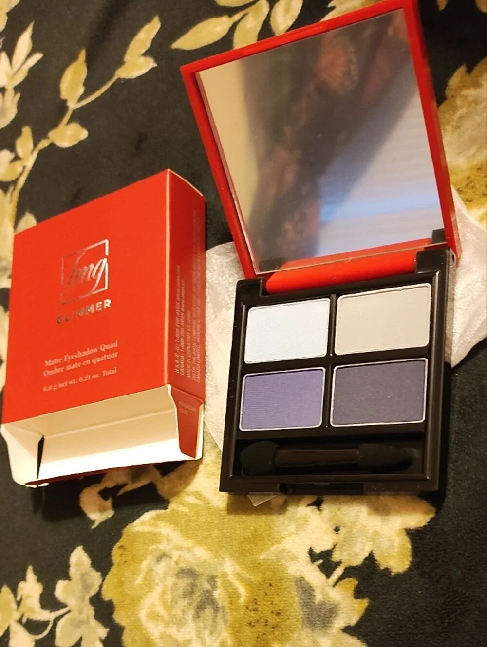 Glimmer Matte Eyeshadow Quad - Red